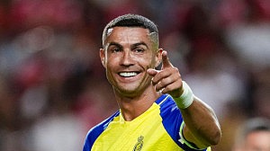 ফুটবল ছাড়ার ইঙ্গিত রোনালদোর, কাঁদবেন মহাতারকা