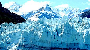 গবেষণা: ২১০০ সালের মধ্যে বিশ্বের অর্ধেক হিমবাহ বিলীন হওয়ার শঙ্কা