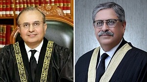 ‘সংবিধানের ওপর গুরুতর আক্রমণ’, পদত্যাগ করলেন পাকিস্তানের দুই বিচারপতি