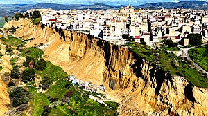 ইতালিতে ভয়াবহ ভূমিধস, জরুরি অবস্থা জারি