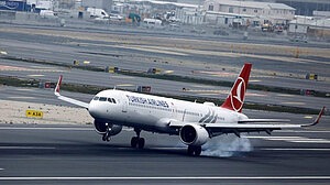 হামলার আশঙ্কায় লিবিয়া এড়িয়েছে টার্কিশ এয়ারলাইন্স—দাবি নাকচ করল তুরস্ক